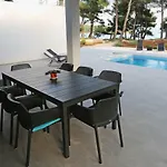 بيت للعطل Seaside At