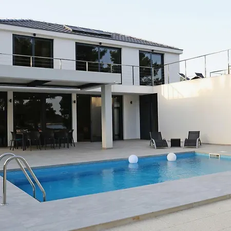 Holiday home Seaside At Prizba