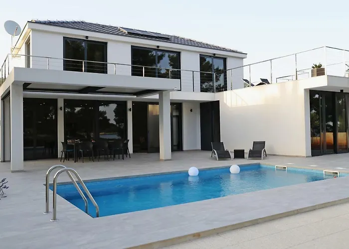 Ferienhaus Seaside At Prizba